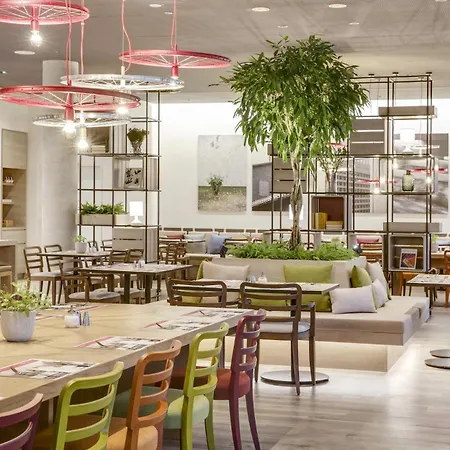 Intercityhotel Budapest-2