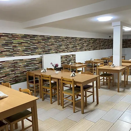 Easy Star Hotel-2