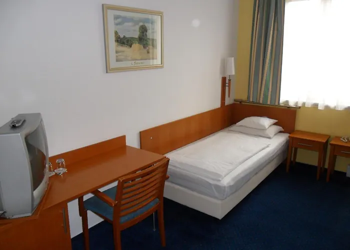 Hotel Veritas